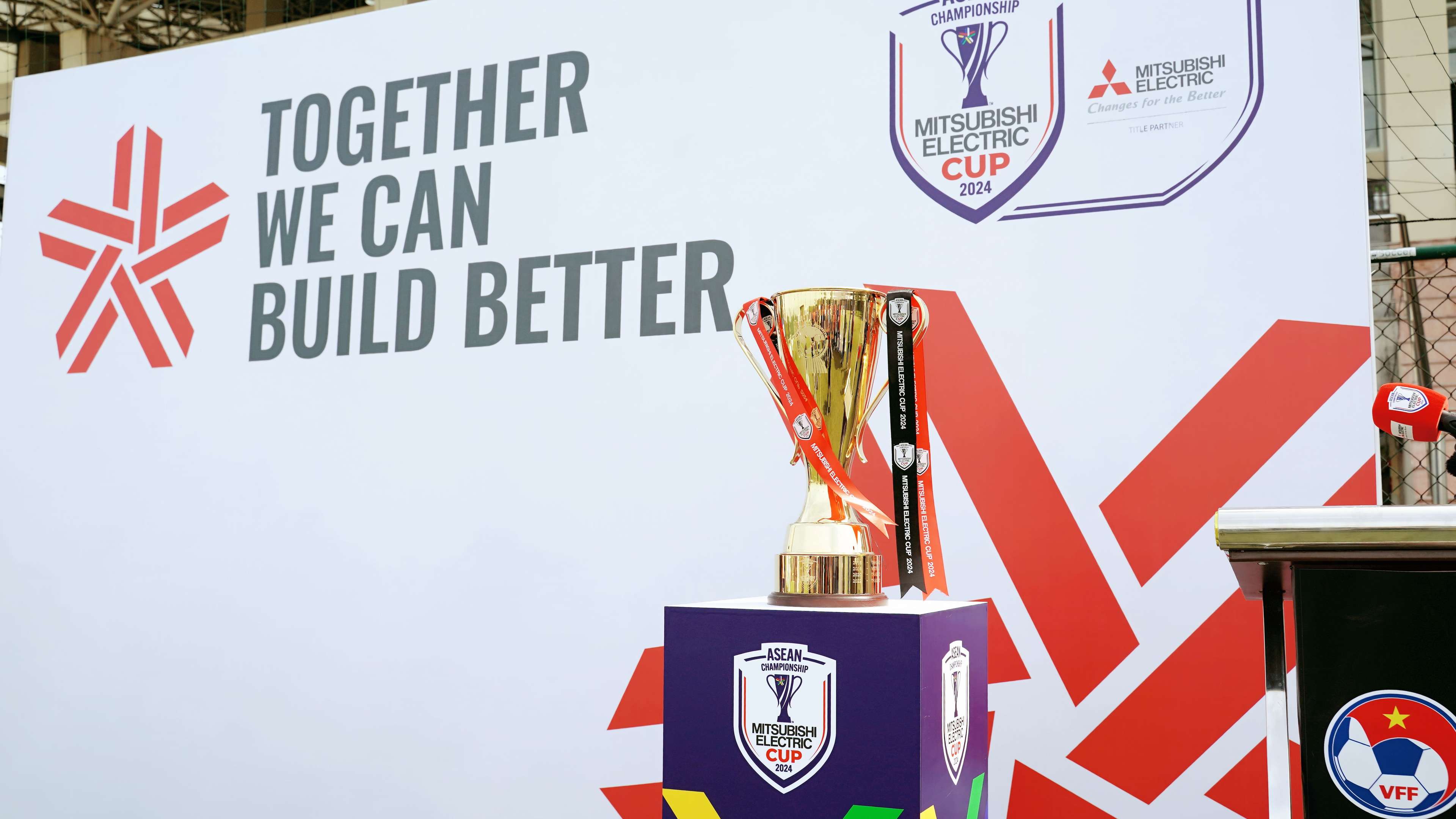 眼表現來回 眼表現來回